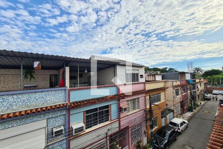 Casa de condomínio à venda com 120m², 2 quartos e 1 vagaVista