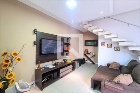 Sala de casa de condomínio à venda com 2 quartos, 120m² em Manguinhos, Rio de Janeiro