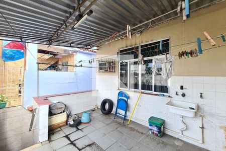 Casa de condomínio à venda com 120m², 2 quartos e 1 vagaÁrea de Serviço