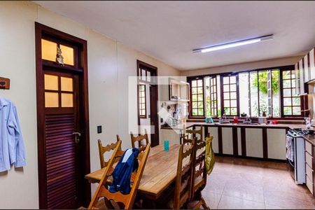 Casa à venda com 1000m², 5 quartos e 3 vagasCozinha