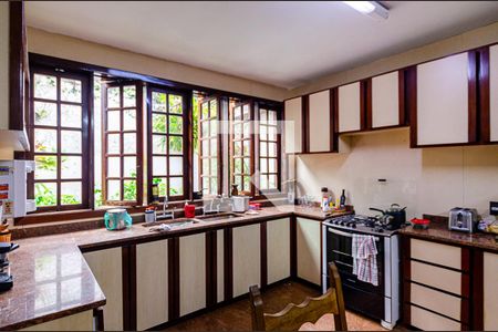 Casa à venda com 1000m², 5 quartos e 3 vagasCozinha