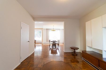 Apartamento para alugar com 309m², 3 quartos e 2 vagas Apartamento para alugar com 309m², 3 quartos e 2 vagasSala