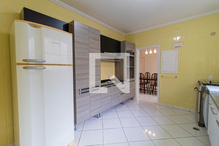 Apartamento para alugar com 309m², 3 quartos e 2 vagas Apartamento para alugar com 309m², 3 quartos e 2 vagasCozinha