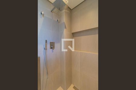 Apartamento para alugar com 309m², 3 quartos e 2 vagas Apartamento para alugar com 309m², 3 quartos e 2 vagasBanheiro da Suíte