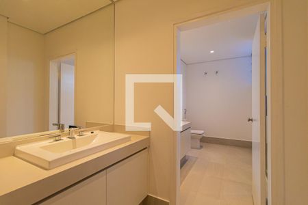 Apartamento para alugar com 309m², 3 quartos e 2 vagas Apartamento para alugar com 309m², 3 quartos e 2 vagasBanheiro Social