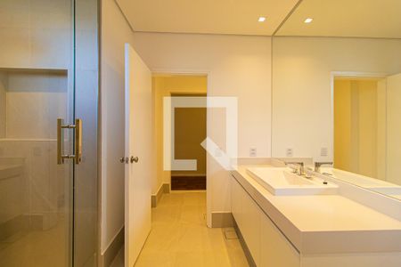 Apartamento para alugar com 309m², 3 quartos e 2 vagas Apartamento para alugar com 309m², 3 quartos e 2 vagasBanheiro Social