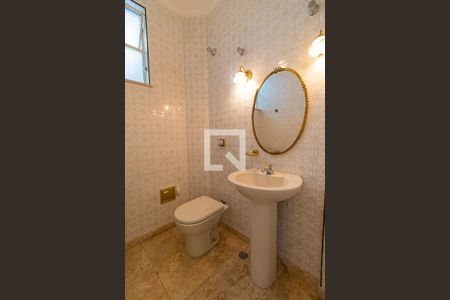 Apartamento para alugar com 309m², 3 quartos e 2 vagas Apartamento para alugar com 309m², 3 quartos e 2 vagasLavabo