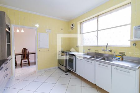 Apartamento para alugar com 309m², 3 quartos e 2 vagas Apartamento para alugar com 309m², 3 quartos e 2 vagasCozinha