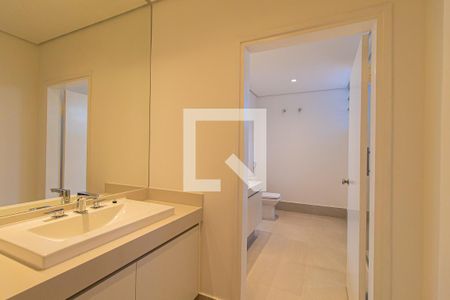 Apartamento para alugar com 309m², 3 quartos e 2 vagas Apartamento para alugar com 309m², 3 quartos e 2 vagasBanheiro Social