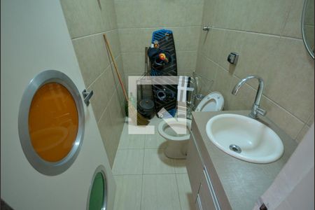 Casa para alugar com 300m², 4 quartos e 2 vagas Casa para alugar com 300m², 4 quartos e 2 vagasBanheiro