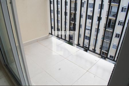 Sala Vista de apartamento para alugar com 3 quartos, 72m² em Jacarepaguá, Rio de Janeiro
