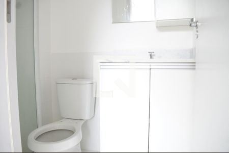 Banheiro de apartamento para alugar com 3 quartos, 72m² em Jacarepaguá, Rio de Janeiro