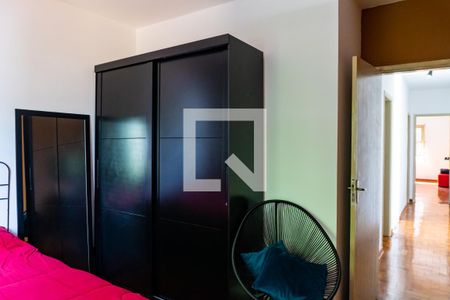 Casa à venda com 125m², 4 quartos e 3 vagasQuarto 2