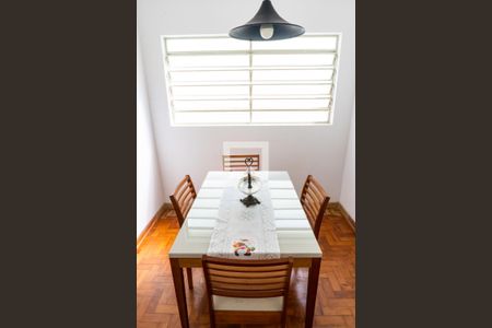 Casa à venda com 125m², 4 quartos e 3 vagasCopa