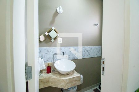 Casa à venda com 175m², 3 quartos e 2 vagasLavabo