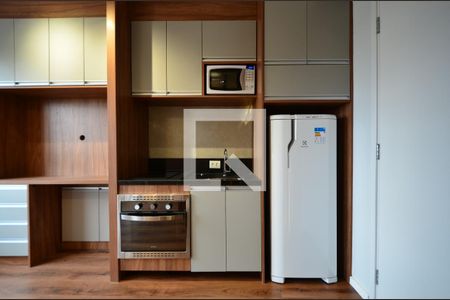 Sala/Cozinha de kitnet/studio para alugar com 1 quarto, 28m² em Mirandópolis, São Paulo