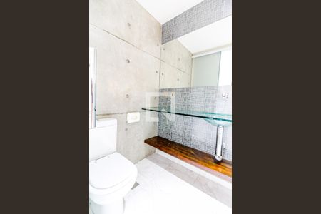 Lavabo de apartamento para alugar com 1 quarto, 70m² em Campo Belo, São Paulo