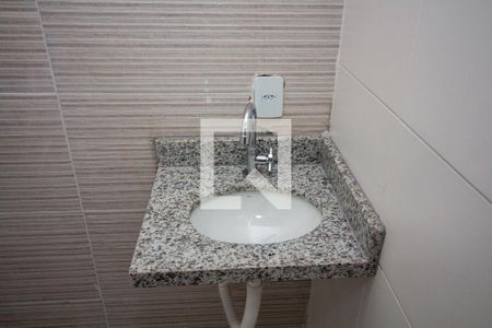 Apartamento à venda com 35m², 2 quartos e sem vagaBanheiro