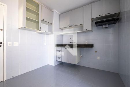 Apartamento para alugar com 82m², 3 quartos e 2 vagas Apartamento para alugar com 82m², 3 quartos e 2 vagasCozinha