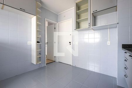 Apartamento para alugar com 82m², 3 quartos e 2 vagas Apartamento para alugar com 82m², 3 quartos e 2 vagasCozinha