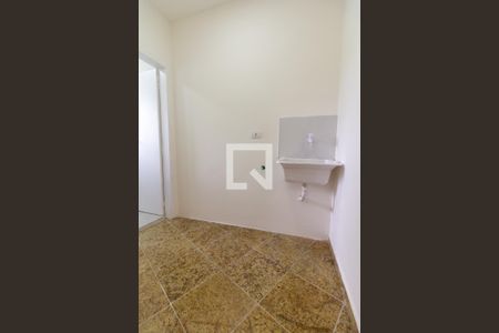 Área de Serviço de casa de condomínio para alugar com 2 quartos, 50m² em Jardim Pinheiros, São Paulo