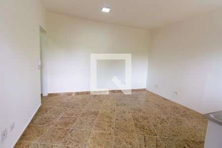 Sala de casa de condomínio para alugar com 2 quartos, 50m² em Jardim Pinheiros, São Paulo