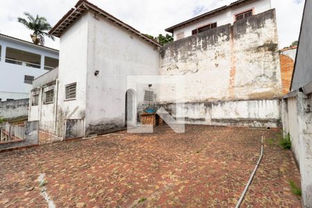 Casa à venda com 250m², 3 quartos e 2 vagas Casa à venda com 250m², 3 quartos e 2 vagasQuintal fundos