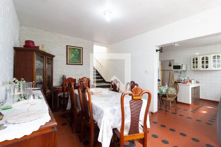 Casa à venda com 250m², 3 quartos e 2 vagas Casa à venda com 250m², 3 quartos e 2 vagasSala de jantar