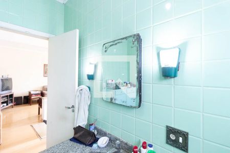 Casa à venda com 250m², 3 quartos e 2 vagas Casa à venda com 250m², 3 quartos e 2 vagasBanheiro