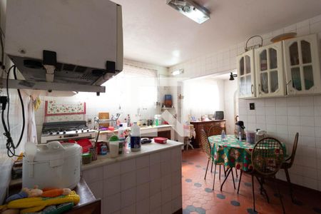 Casa à venda com 250m², 3 quartos e 2 vagas Casa à venda com 250m², 3 quartos e 2 vagasCozinha