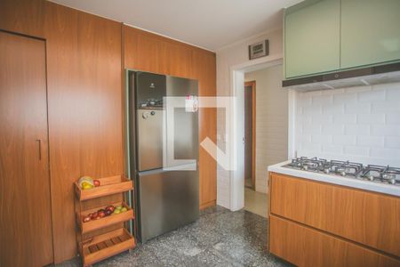 Apartamento à venda com 230m², 4 quartos e 3 vagasCozinha