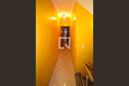 Casa à venda com 269m², 3 quartos e 2 vagasCorredor