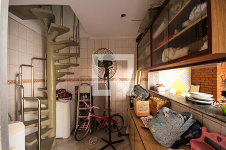 Casa à venda com 269m², 3 quartos e 2 vagasÁrea de Serviço