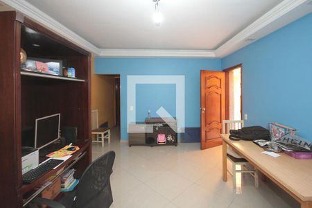 Sala de casa à venda com 3 quartos, 269m² em Vila Prudente, São Paulo