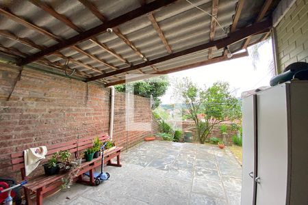 Casa à venda com 70m², 3 quartos e 2 vagasÁrea Externa