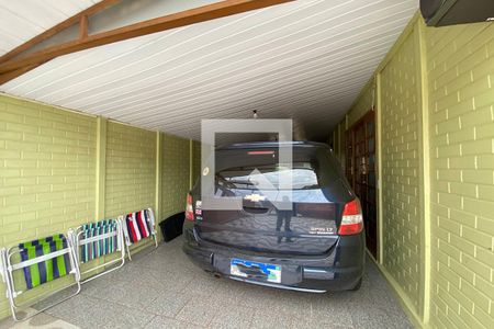 Casa à venda com 70m², 3 quartos e 2 vagasGaragem