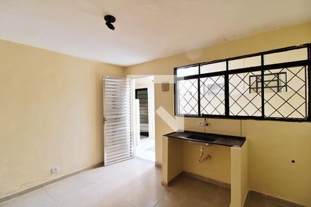 Sala/Cozinha de casa para alugar com 1 quarto, 40m² em Jardim Vazani, São Paulo