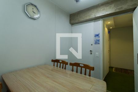 Apartamento para alugar com 100m², 2 quartos e 1 vagaCopa