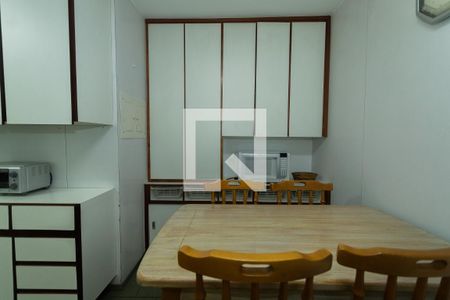 Apartamento para alugar com 100m², 2 quartos e 1 vagaCopa