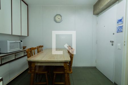 Apartamento para alugar com 100m², 2 quartos e 1 vagaCopa