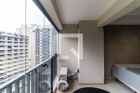Varanda de kitnet/studio para alugar com 1 quarto, 24m² em Bela Vista, São Paulo