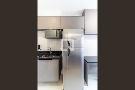 Studio para alugar com 24m², 1 quarto e sem vaga Studio para alugar com 24m², 1 quarto e sem vagaCozinha - Geladeira