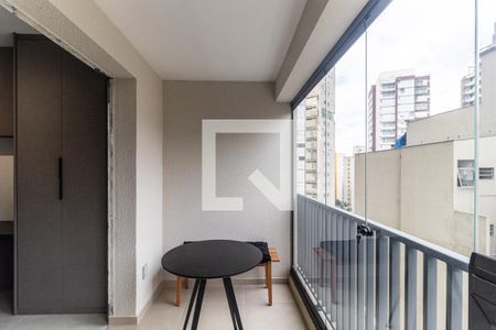 Varanda de kitnet/studio para alugar com 1 quarto, 24m² em Bela Vista, São Paulo