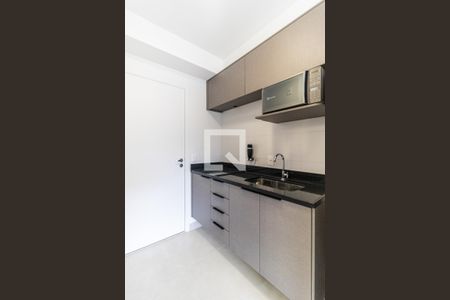 Studio para alugar com 24m², 1 quarto e sem vaga Studio para alugar com 24m², 1 quarto e sem vagaCozinha - Armários