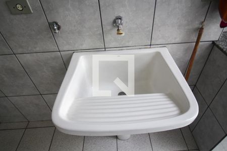 Casa à venda com 150m², 2 quartos e 2 vagas Casa à venda com 150m², 2 quartos e 2 vagasLavanderia (Torneira)