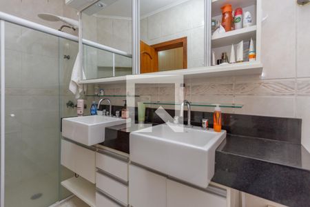 Casa à venda com 700m², 7 quartos e 5 vagasBanheiro da Suíte 1