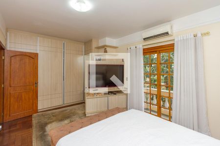 Casa à venda com 700m², 7 quartos e 5 vagasSuíte 1