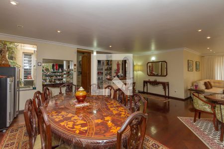 Sala de casa à venda com 7 quartos, 700m² em Campo Belo, São Paulo