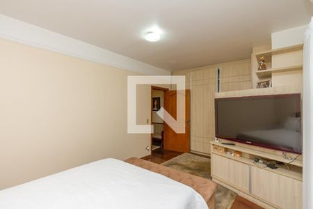 Casa à venda com 700m², 7 quartos e 5 vagasSuíte 1