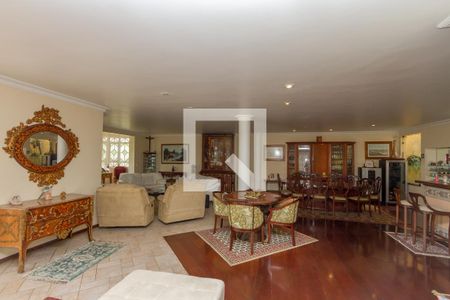 Sala de casa à venda com 7 quartos, 700m² em Campo Belo, São Paulo